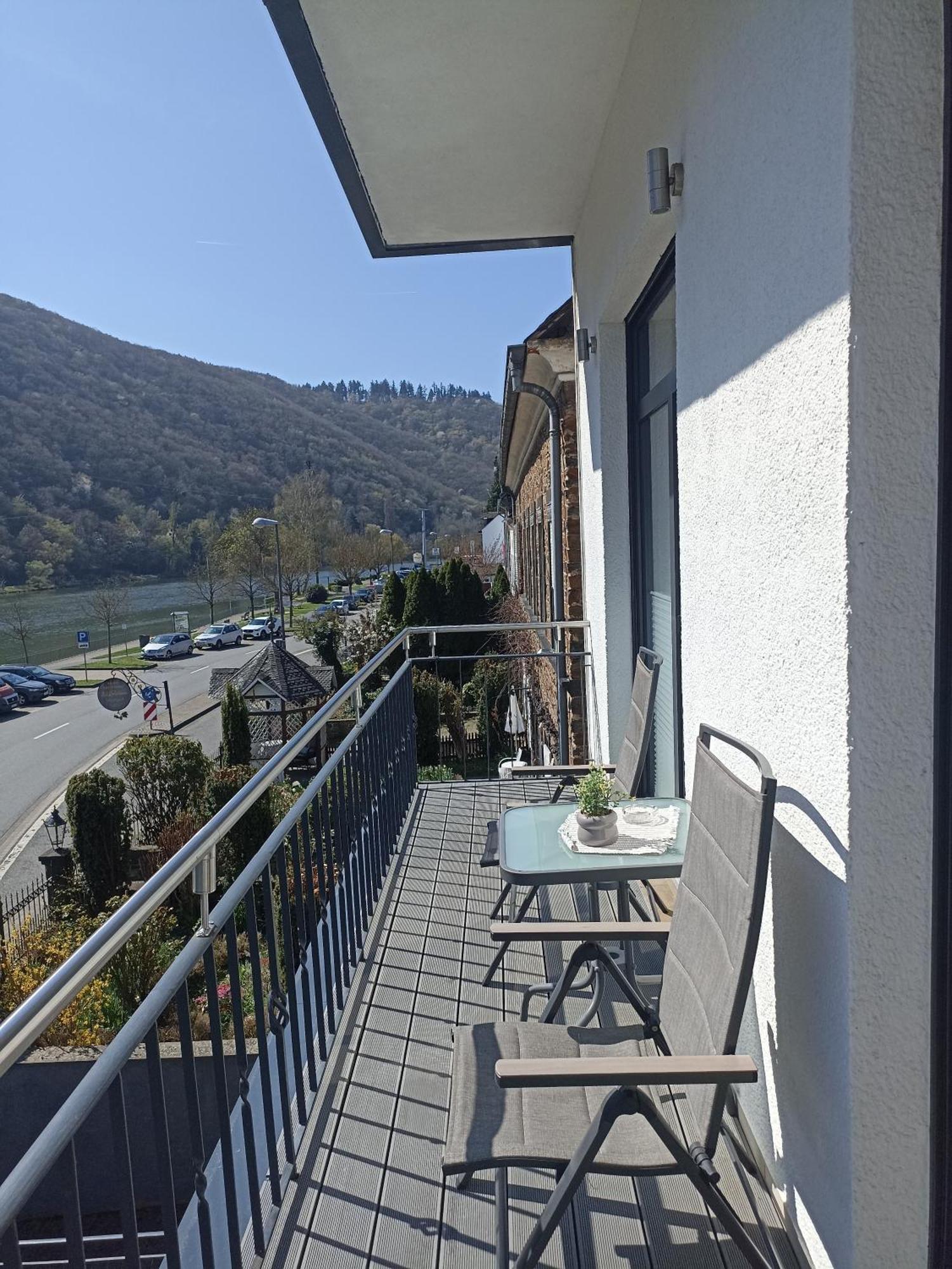 Haus Mosel Daire Klotten Dış mekan fotoğraf