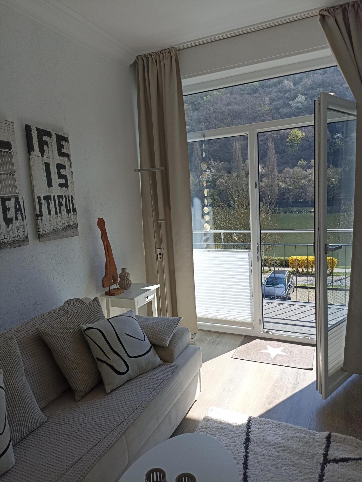 Haus Mosel Daire Klotten Dış mekan fotoğraf
