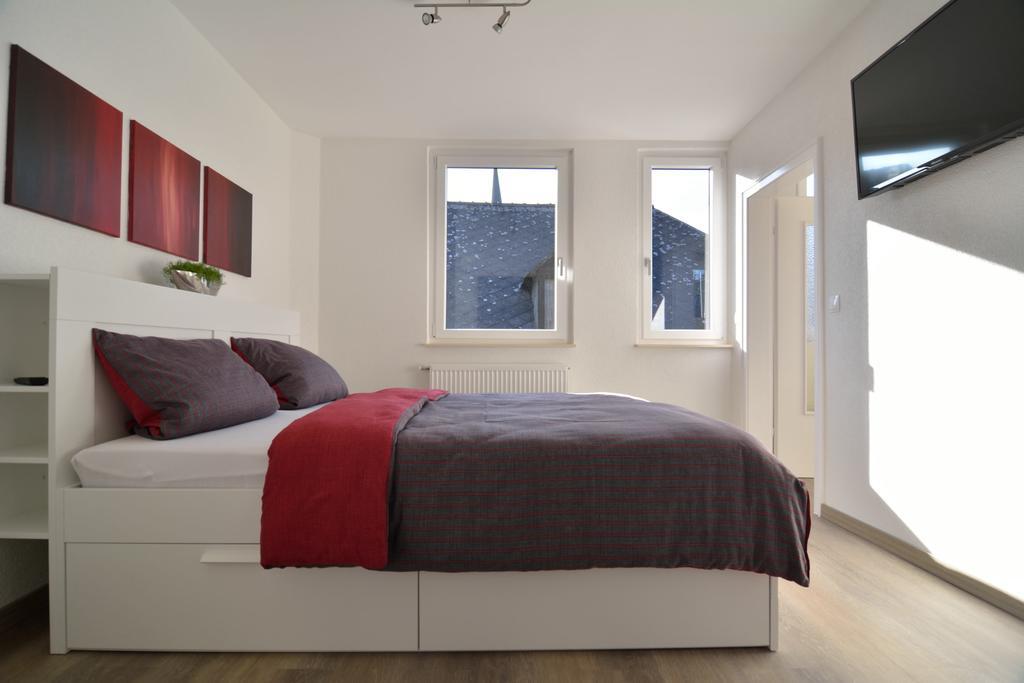 Haus Mosel Daire Klotten Oda fotoğraf